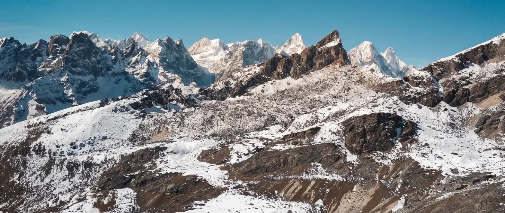 Gokyo Chola Pass Everest Base Camp Trek photo 2